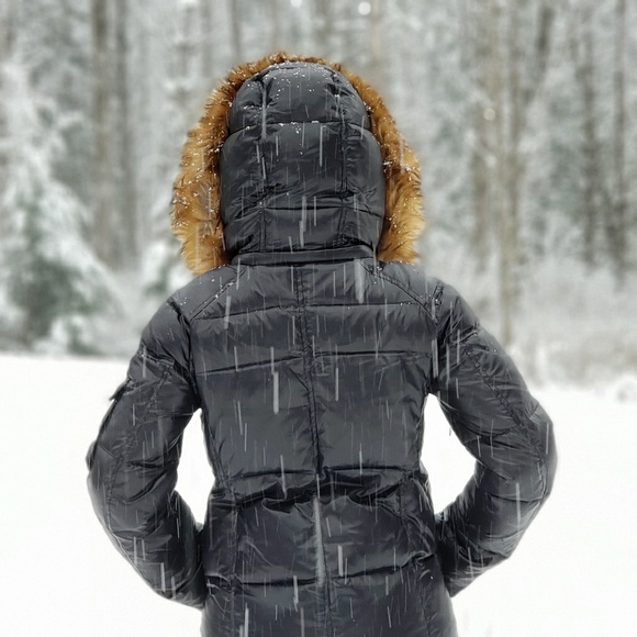 S13 Women's Kylie Faux Fur Trim Puffer Jacket, NWT - Picture 5 of 5